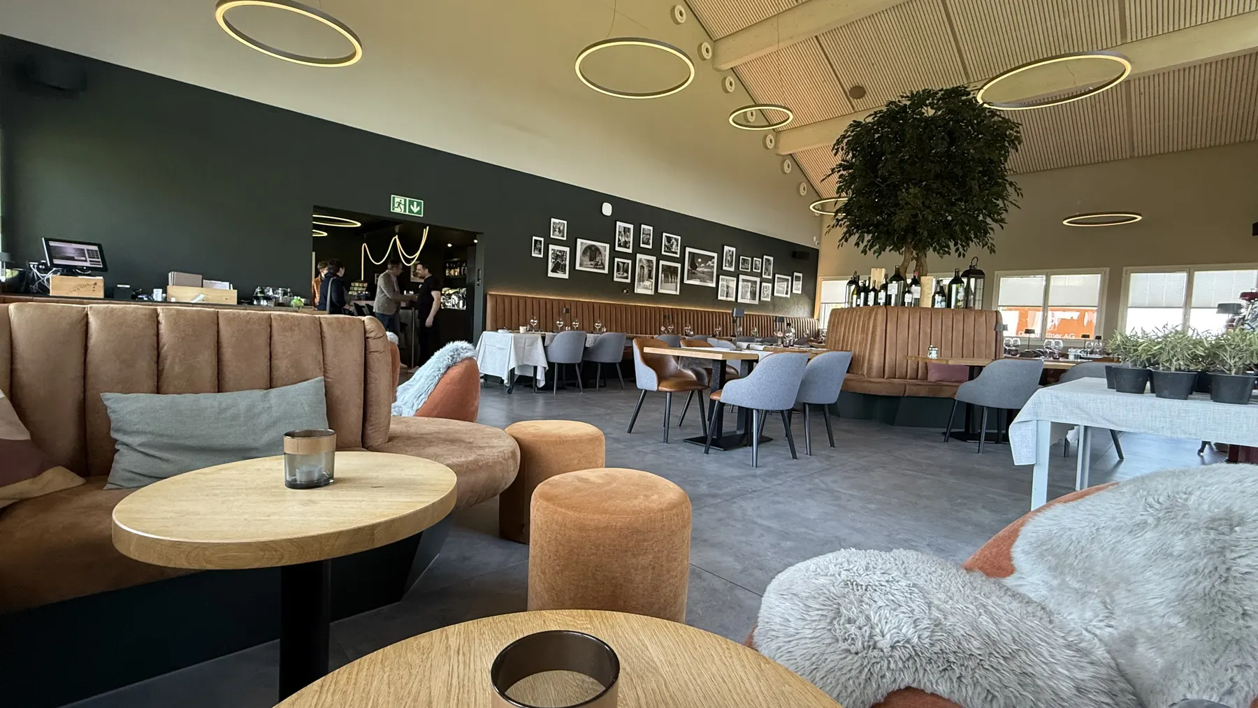 RIVA Augwil, Terrasse und Restaurant