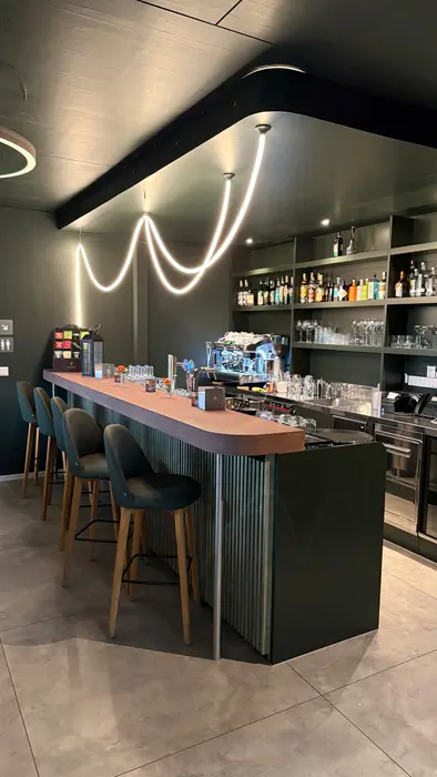 RIVA Bar